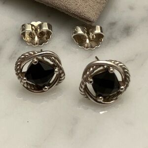 David Yurman infinity earrings with onyx stone